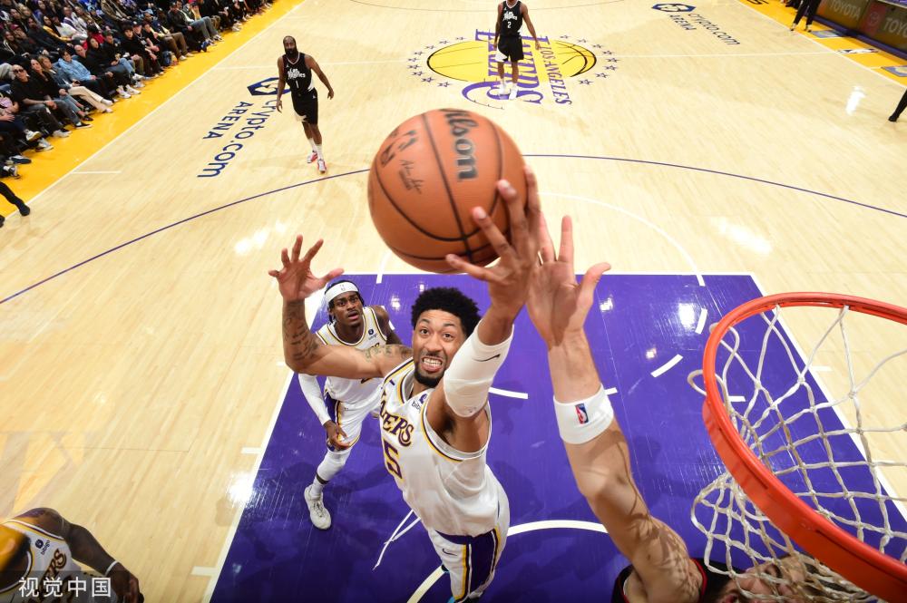 场发起了一 场发起了一